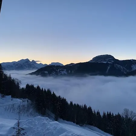 In With Wi-fi And Parking Prázdninový dům