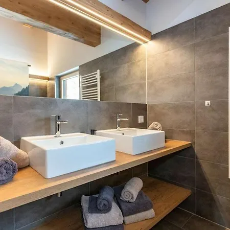 In With Wi-fi And Parking Prázdninový dům *