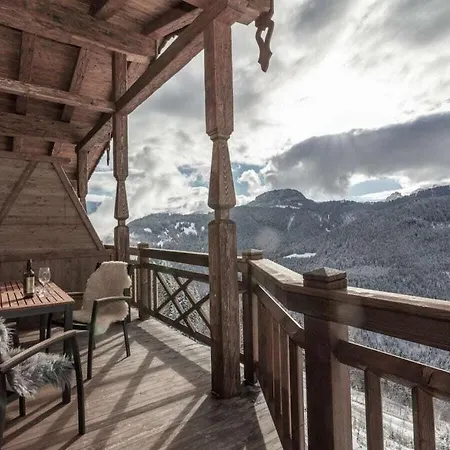 Prázdninový dům In With Wi-fi And Parking *