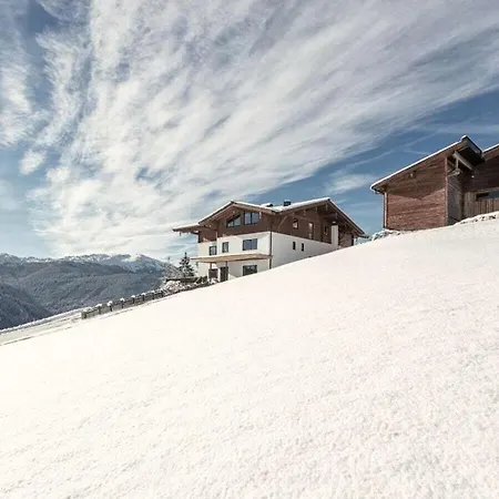 In With Wi-fi And Parking Prázdninový dům